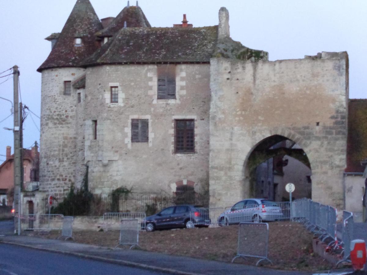Auberge De La Tour Mennetou-sur-Cher Eksteriør bilde